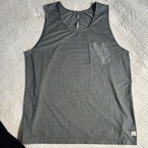 Vuori men’s tank top size medium
